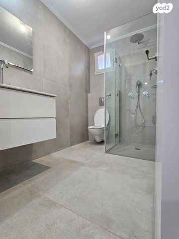 מורדי הגטאות 8