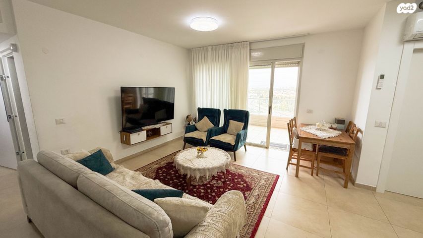 מודעת נכס, דרך הים, עכו