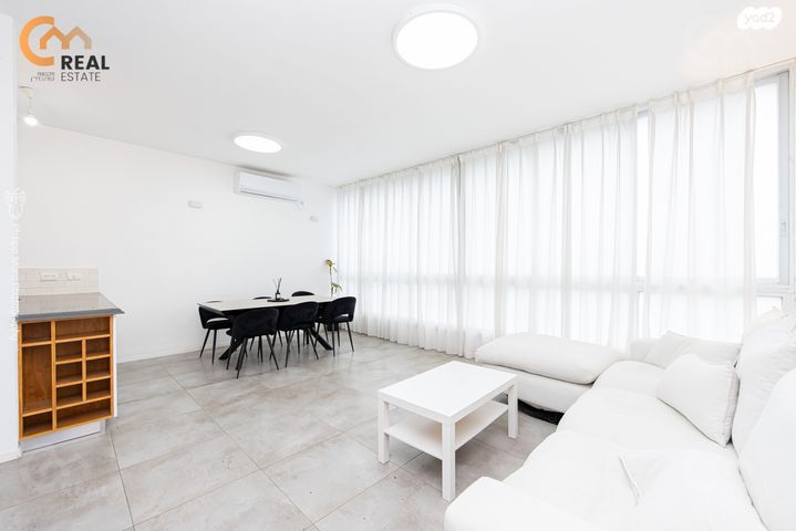 מודעת נכס, אחוזה, חיפה