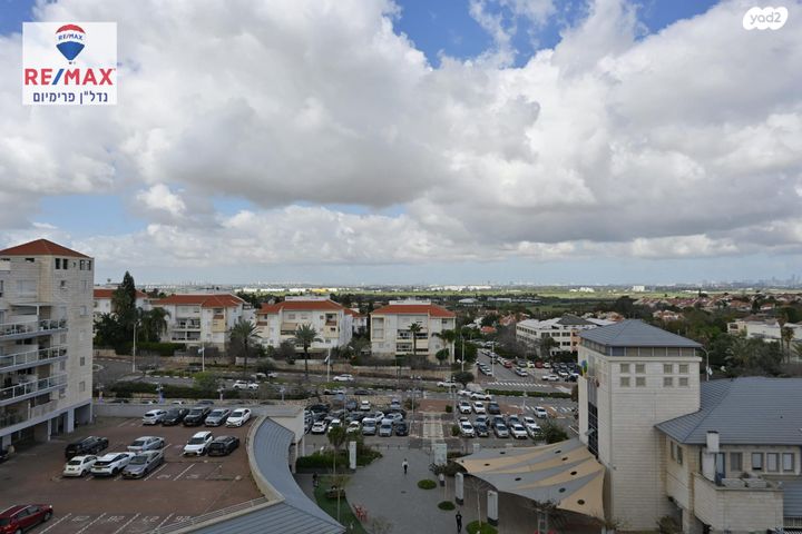 גג/ פנטהאוז