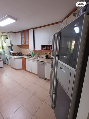 דירה, מרום נווה, רמת יצחק, רמת גן