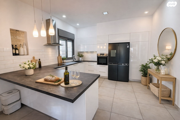 דירה, הזמר העברי, כפר סבא