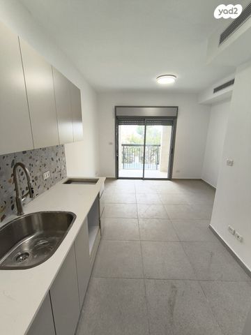 מודעת נכס, קורא הדורות, תלפיות, ירושלים