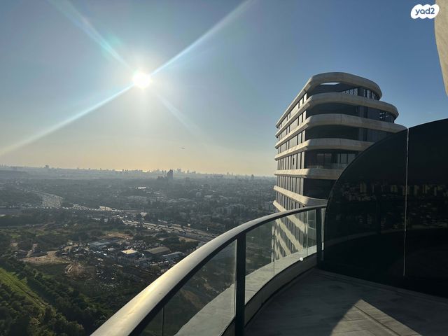 יצחק נבון 17