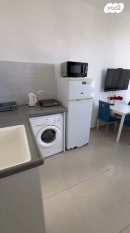 מודעת נכס, דרך בן גוריון 138, בת ים