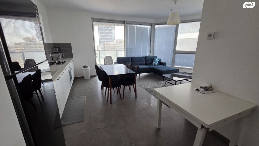 מודעת נכס, גרציאני יצחק 6, גני שרונה, קרית הממשלה, תל אביב יפו