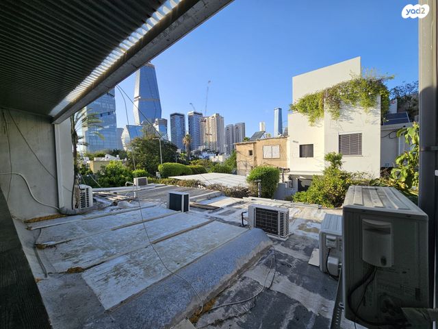 דרך משה דיין 146