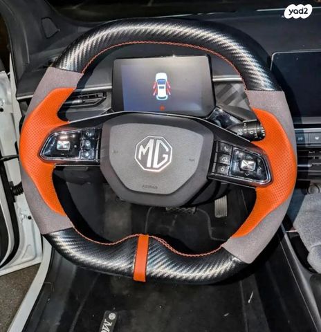 מודעת רכב אם ג'י MG3