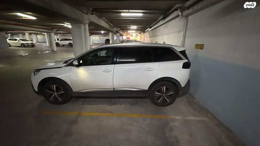 מודעת רכב פיג'ו 5008