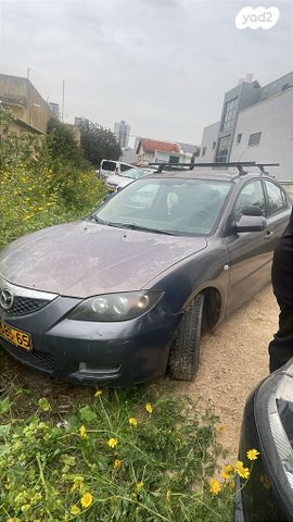 מודעת רכב מאזדה 3