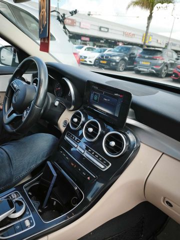 מודעת רכב מרצדס-בנץ C-class