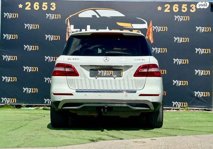 מודעת רכב מרצדס-בנץ ML 2