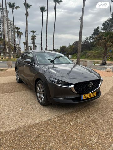 מודעת רכב מאזדה CX-30 1