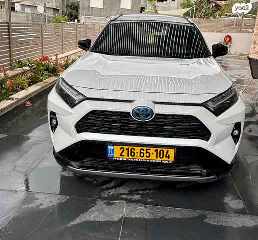 מודעת רכב טויוטה RAV4