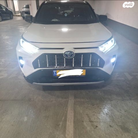 מודעת רכב טויוטה RAV4