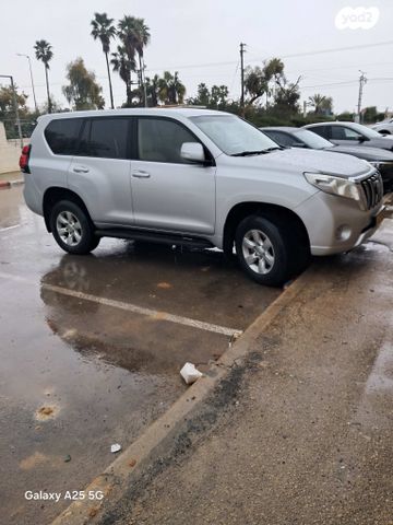 מודעת רכב טויוטה לנד קרוזר