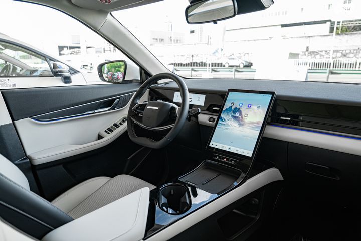 מודעת רכב ג'אקו J5