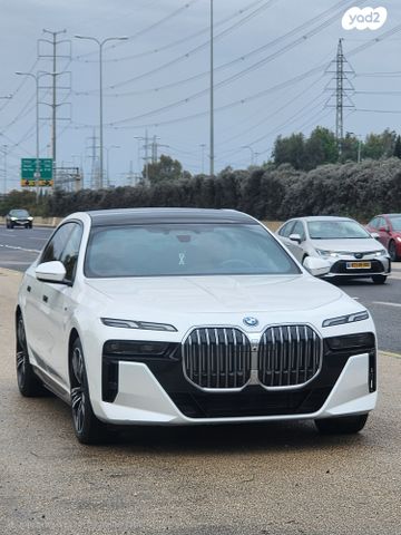 מודעת רכב ב מ וו סדרה 7