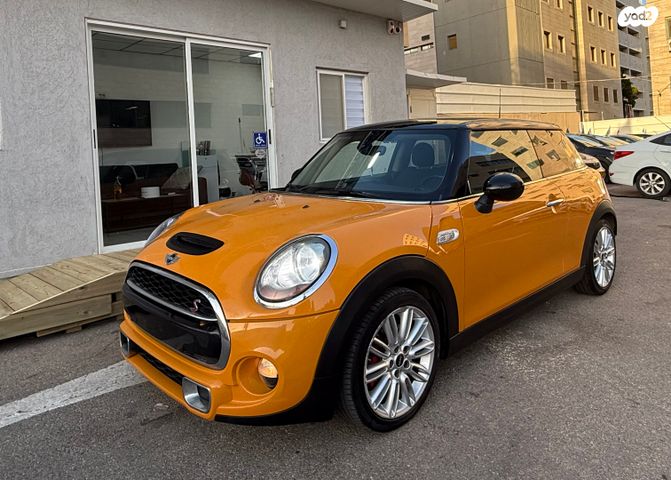 מודעת רכב מיני קופר