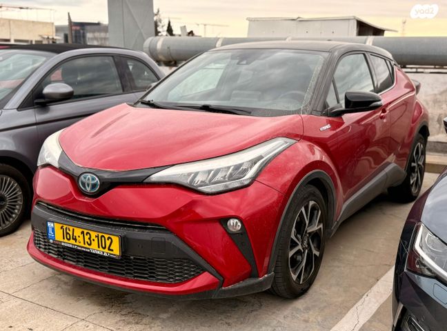 מודעת רכב טויוטה C-HR