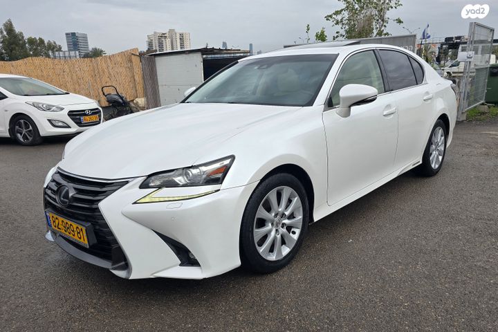 מודעת רכב לקסוס GS