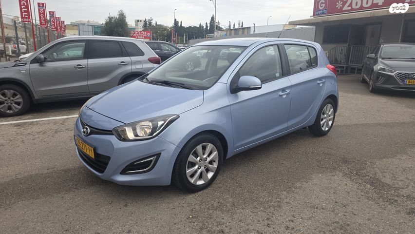 מודעת רכב יונדאי i20
