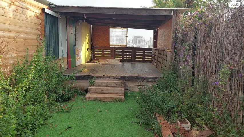 מורד התאנה 21