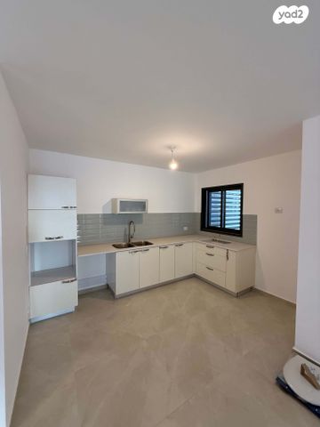 דירה, כרמי הנדיב, אחוזת רוטנר, קרית מלאכי