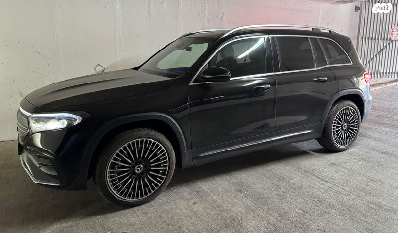 מודעת רכב מרצדס-בנץ EQB