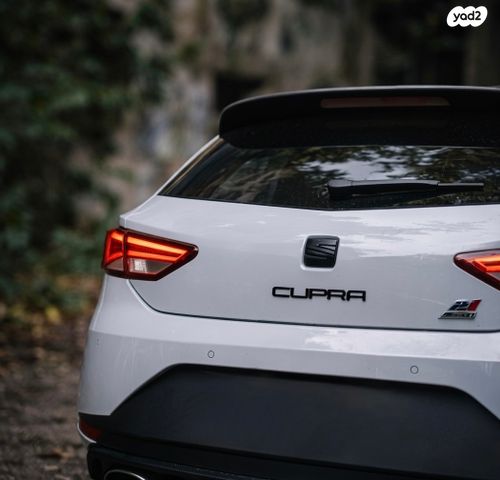 מודעת רכב סיאט לאון