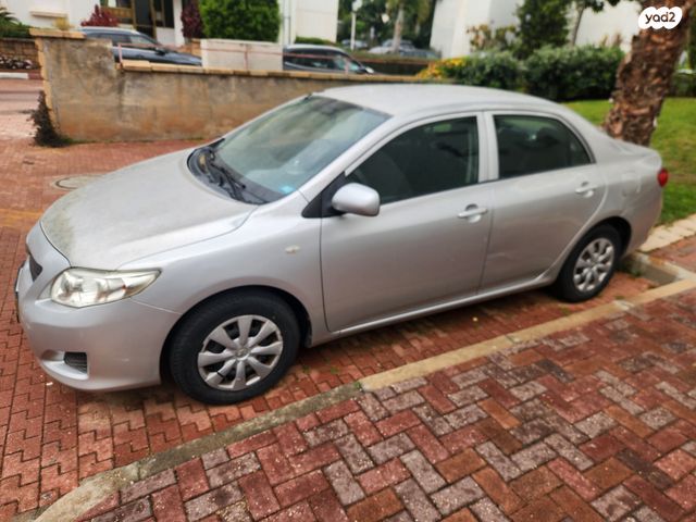 מודעת רכב טויוטה קורולה