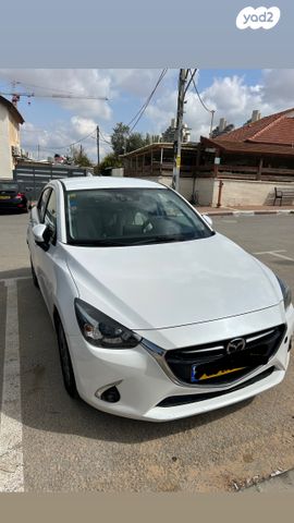 מודעת רכב מאזדה 2