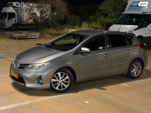 מודעת רכב טויוטה אוריס