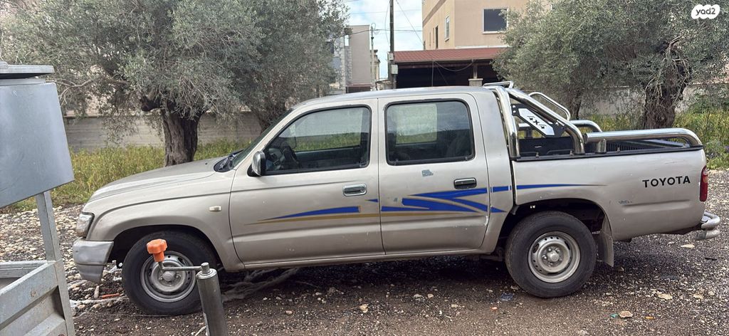 מודעת רכב טויוטה היילקס