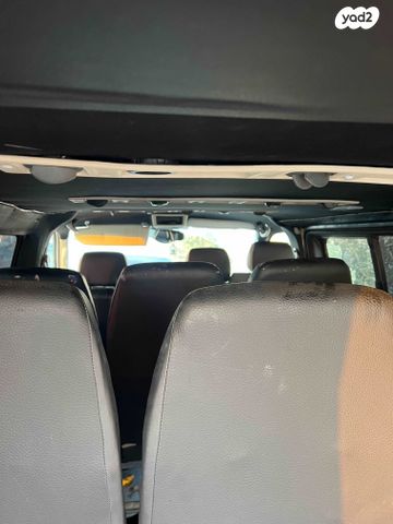 מודעת רכב פולקסווגן טרנספורטר