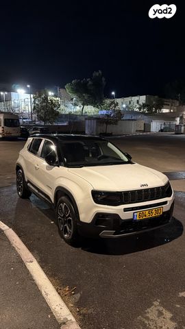 מודעת רכב ג'יפ אוונגר