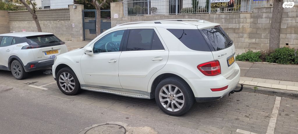 מודעת רכב מרצדס-בנץ ML