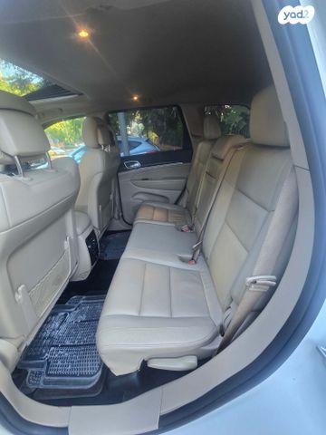 מודעת רכב ג'יפ גרנד צ'ירוקי 1