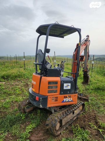 מודעת רכב מיני מעמיס