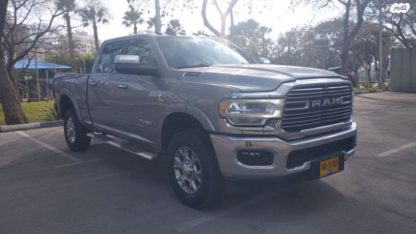 מודעת רכב דודג'