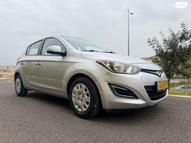 מודעת רכב יונדאי i20 2