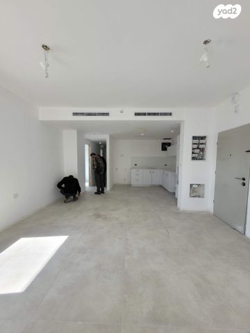 חוזה סן מרטין 25