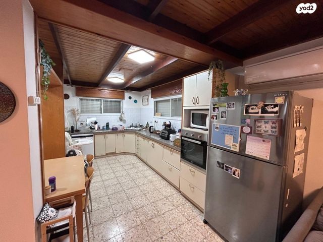 בנימין זאב הרצל 66