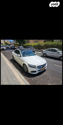 מודעת רכב מרצדס-בנץ C-class