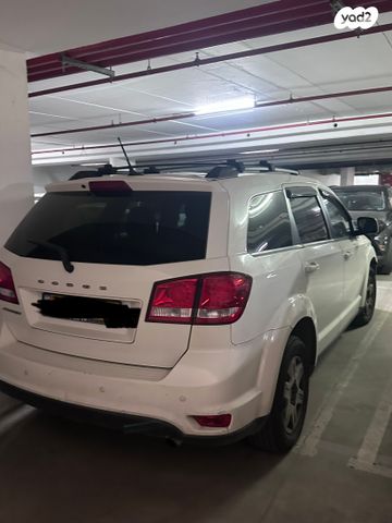 מודעת רכב דודג' ג'רני