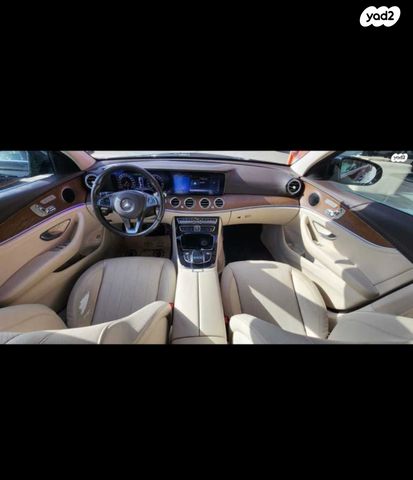 מודעת רכב מרצדס-בנץ E-class