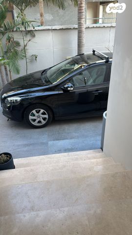 מודעת רכב וולוו V40