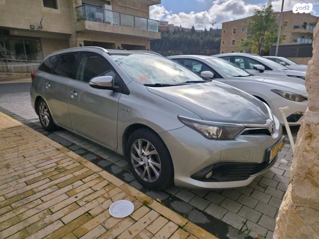 מודעת רכב טויוטה אוריס