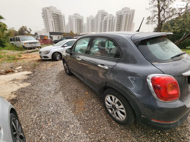 מודעת רכב פיאט 500X