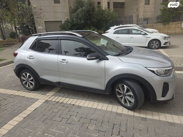 מודעת רכב קיה סטוניק